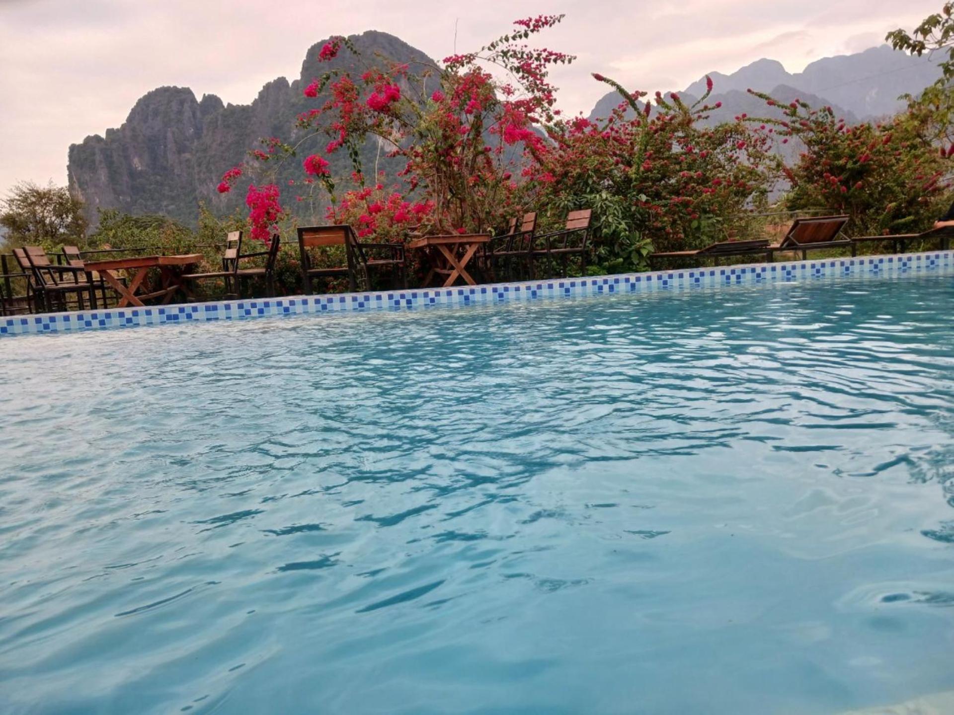 Riverside Garden Hostel Vang Vieng Exterior foto